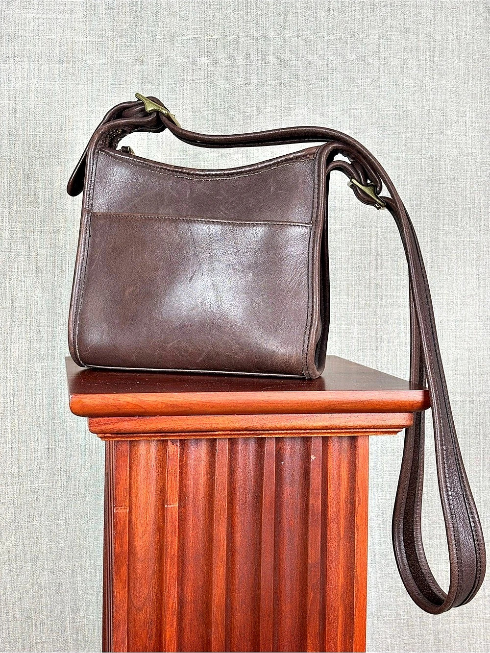 Vintage Coach Legacy Small Zip 9997 Brown Leather Crossbody Shoulder Bag